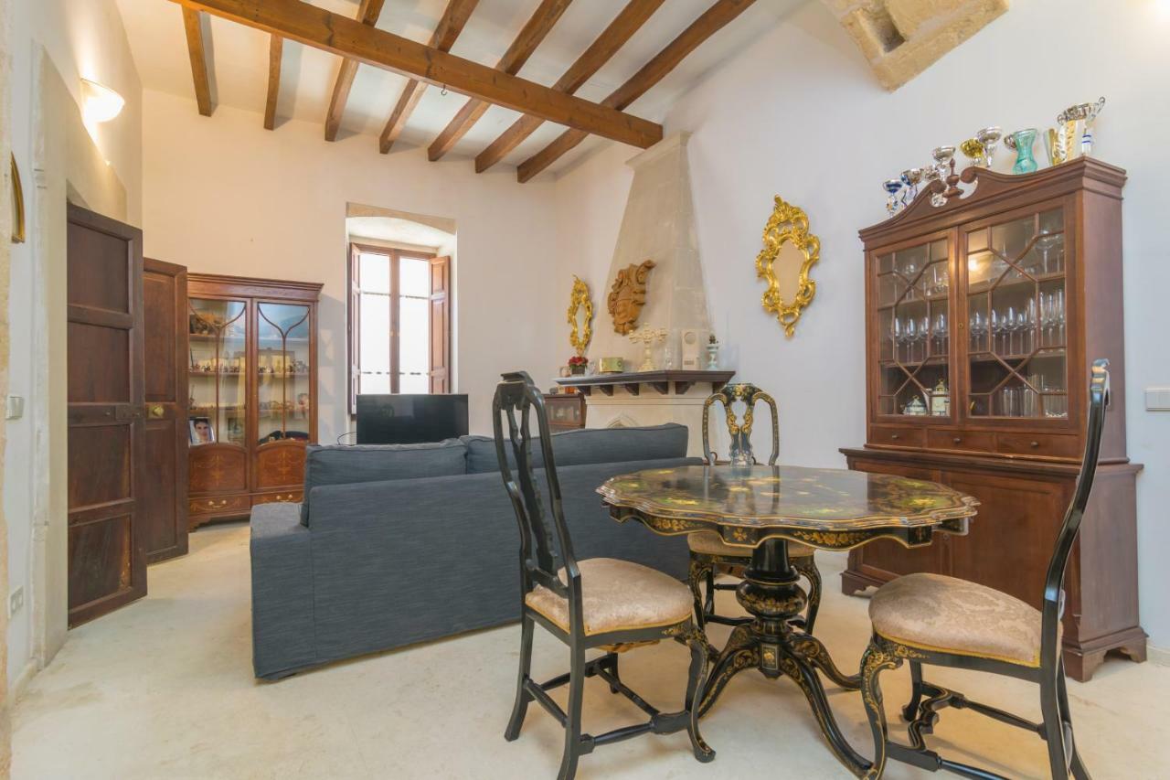 Cal Senyor Damia Vila Santanyí Exterior foto